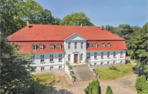 Stunning Home In Gross Markow With Sauna Lelkendorf